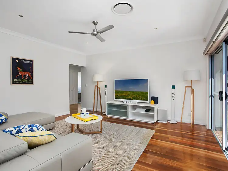 Sixth view of Homely house listing, 8 Lita Court, Tallebudgera QLD 4228