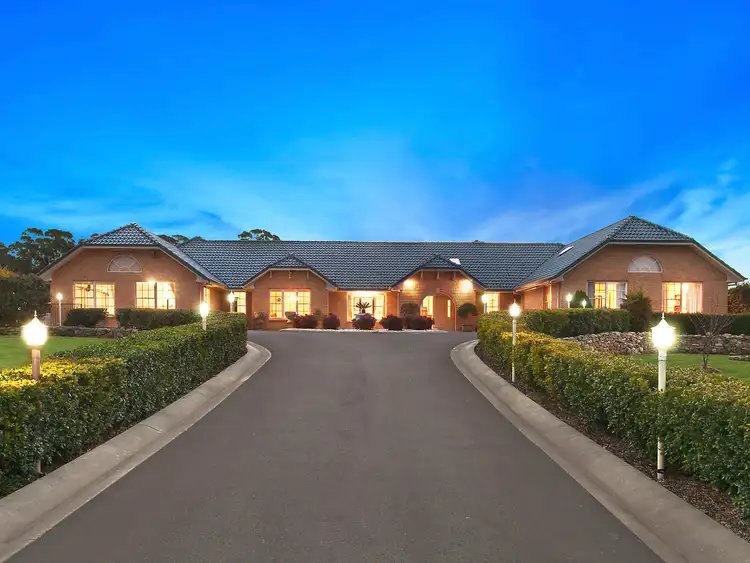 13 Cubitt Drive, Denham Court NSW 2565