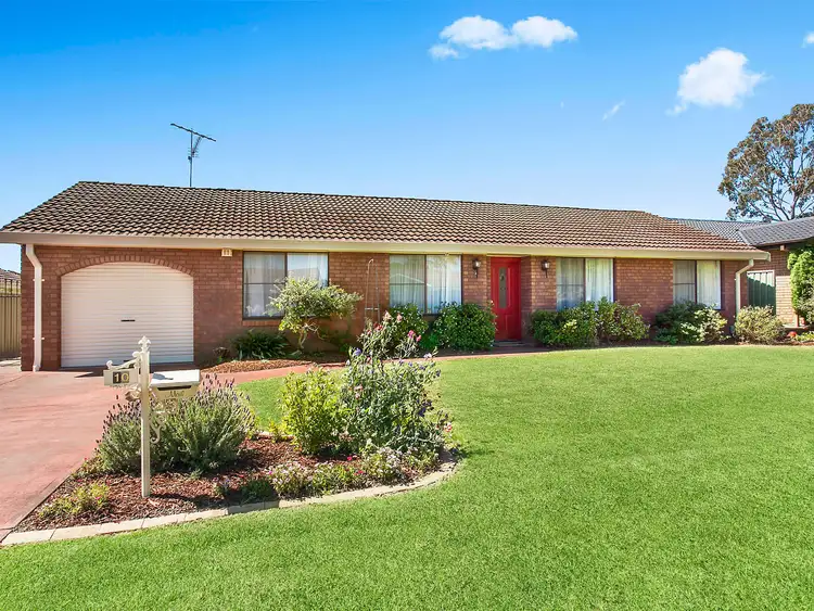 10 Huthnance Place, Camden South NSW 2570