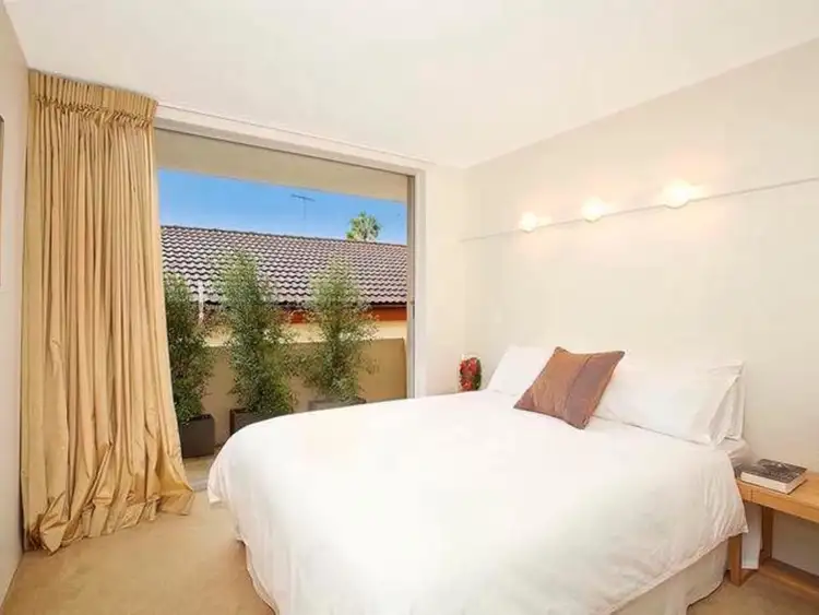 Third view of Homely apartment listing, 4/23 Carlisle Street, Tamarama NSW 2026