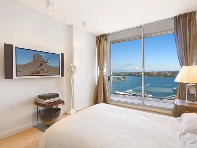 Third view of Homely apartment listing, 1304/23 Shelley Street, Sydney NSW 2000