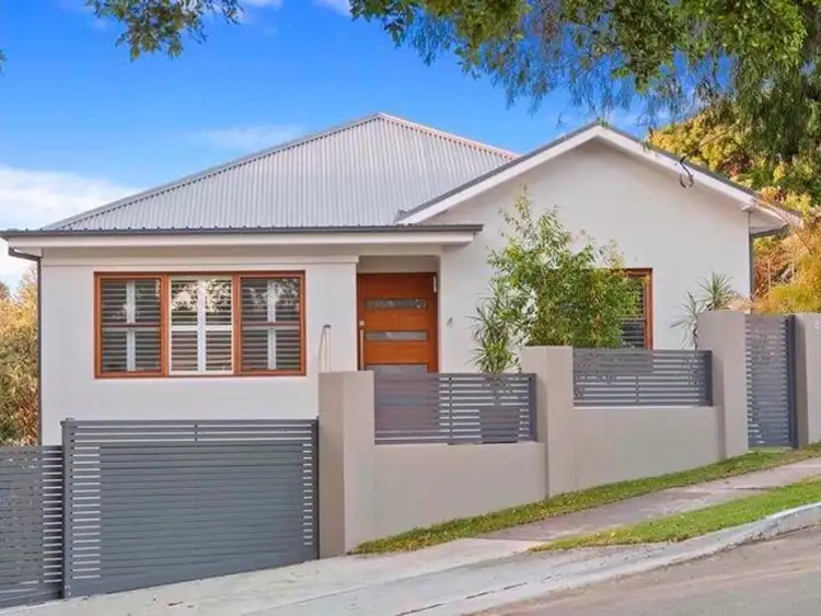 4 Evelyn Street, South Coogee NSW 2034