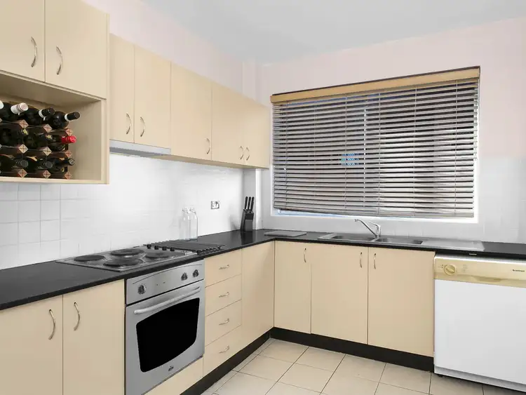 Fourth view of Homely apartment listing, 10/106 Mount Street, Coogee NSW 2034