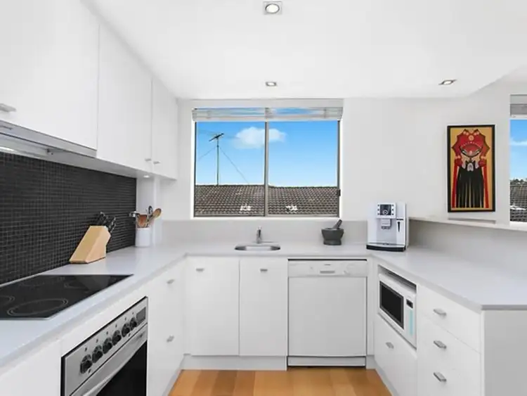 Third view of Homely apartment listing, 6/84 Melody Street, Coogee NSW 2034