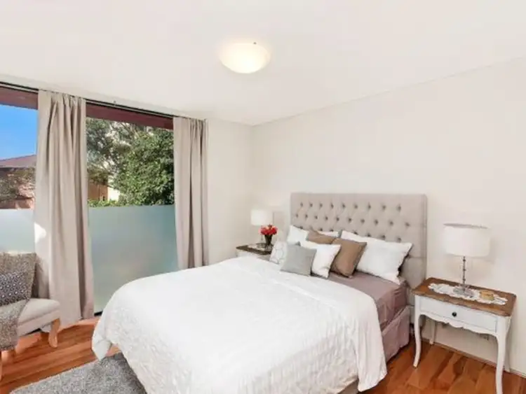 Third view of Homely house listing, 2/22 Vicar Street, Coogee NSW 2034