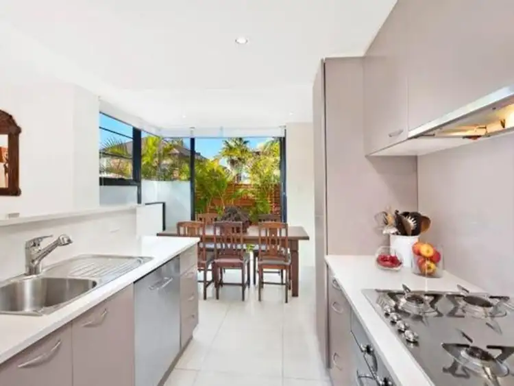 Fourth view of Homely house listing, 2/22 Vicar Street, Coogee NSW 2034