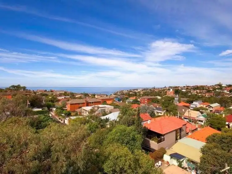 Second view of Homely apartment listing, 6/11 Belgrave Street, Bronte NSW 2024