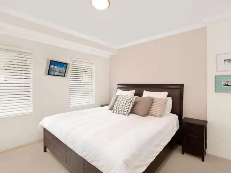 Third view of Homely apartment listing, 6/30 Penkivil Street, Bondi NSW 2026