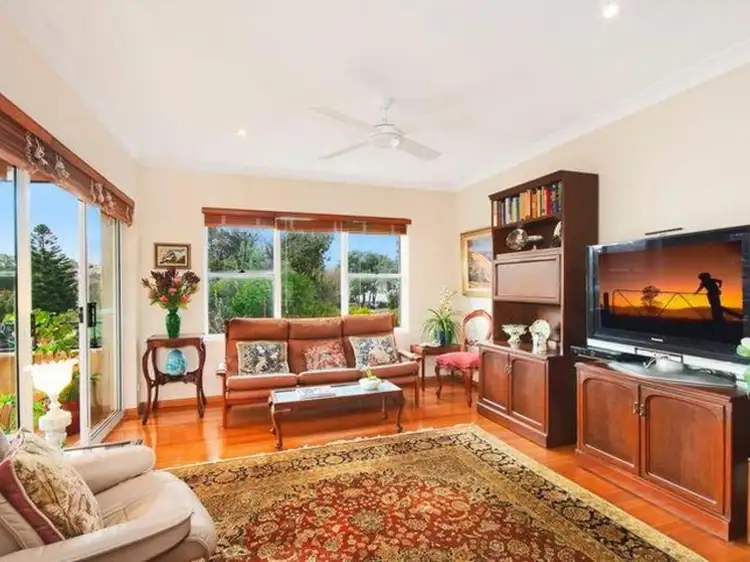 Second view of Homely apartment listing, 2/4 Donellan Circuit, Clovelly NSW 2031