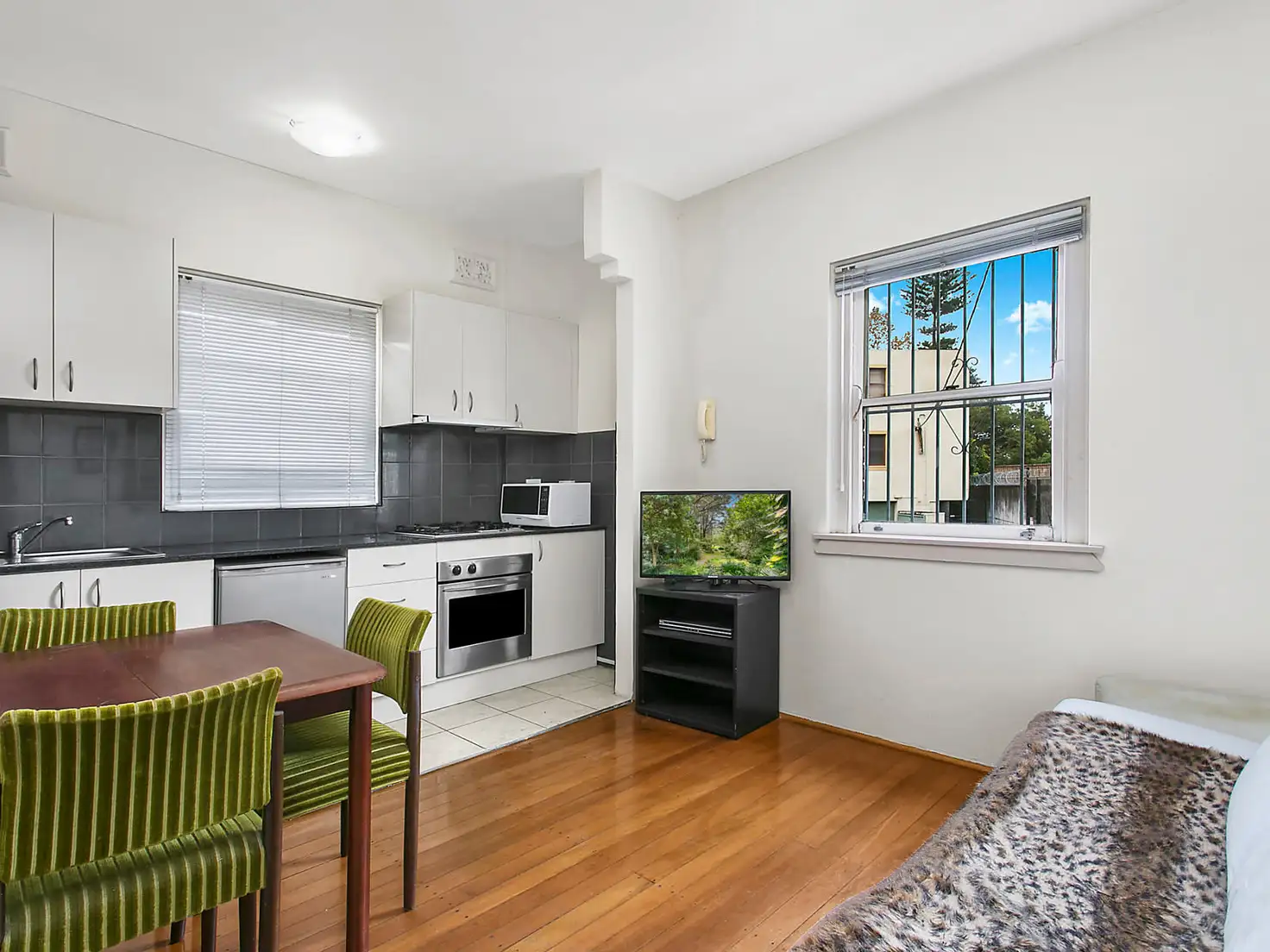 Main view of Homely apartment listing, 9/113 New South Head Road, Edgecliff NSW 2027