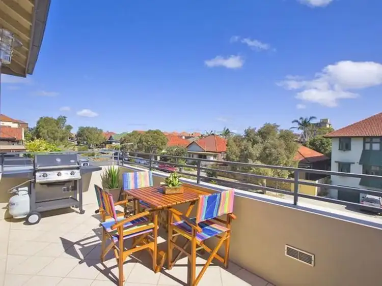 Third view of Homely apartment listing, 4/62 Warners Avenue, Bondi Beach NSW 2026
