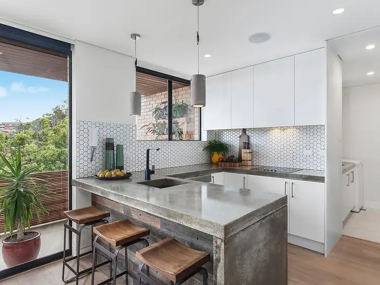 14/261 Old South Head Road, Bondi NSW 2026