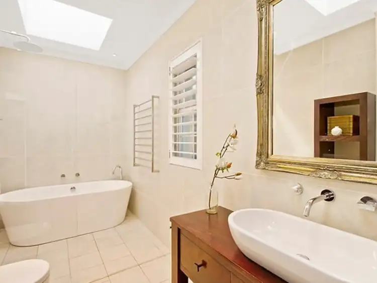 Fifth view of Homely apartment listing, 2/8 Cliffbrook Parade, Clovelly NSW 2031