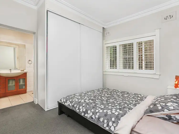 Fourth view of Homely apartment listing, 1/5 Moira Crescent, Coogee NSW 2034
