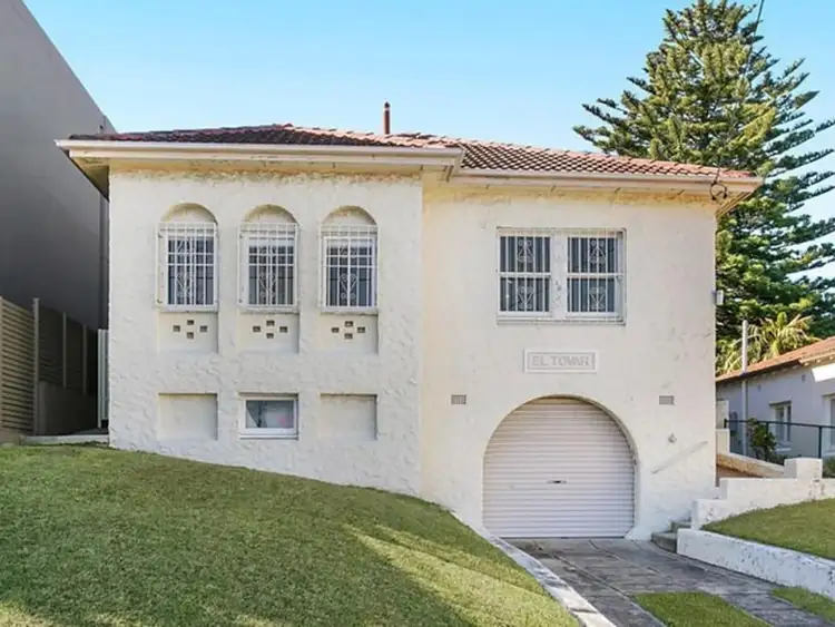 Main view of Homely house listing, 18 Wairoa Avenue, North Bondi NSW 2026