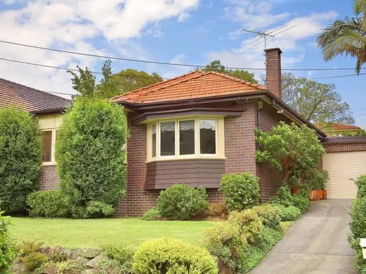 18 Wallace Street, Eastwood NSW 2122