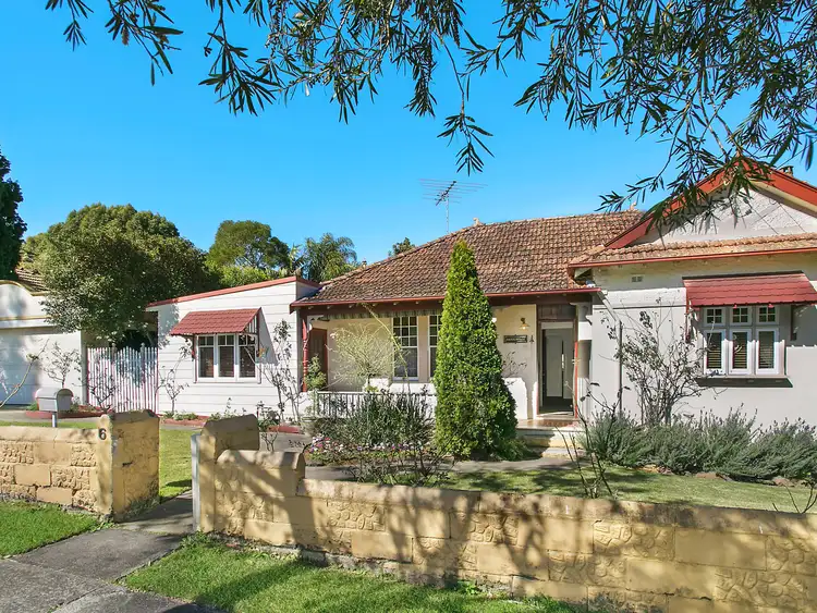 6 Hermitage Road, West Ryde NSW 2114