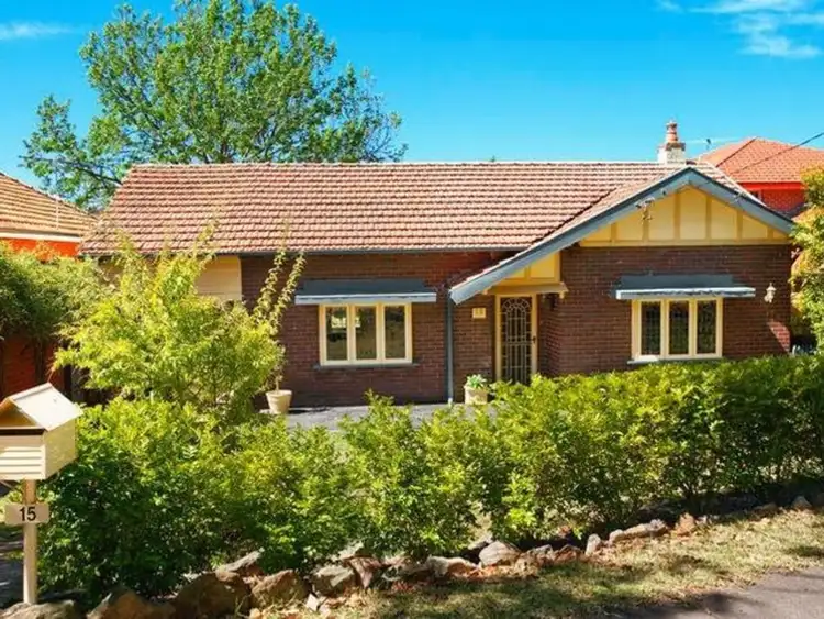15 Simla Road, Denistone NSW 2114