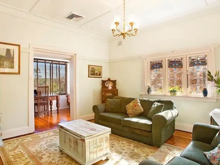 24 Valley View Crescent, North Epping NSW 2121