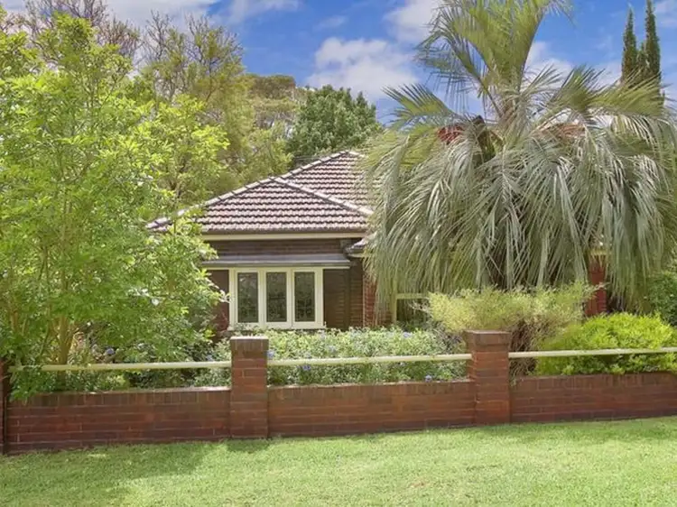 2 Coronation Avenue, Eastwood NSW 2122
