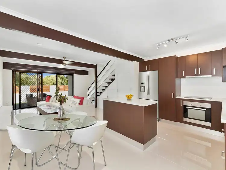 6/130 Noosa Parade, Noosaville QLD 4566