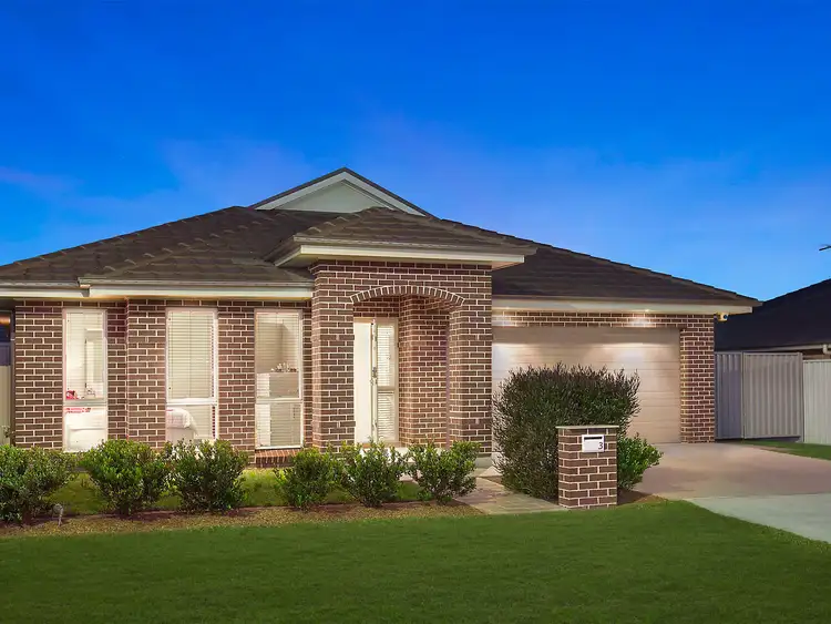 3 Logonia Crescent, Mount Annan NSW 2567