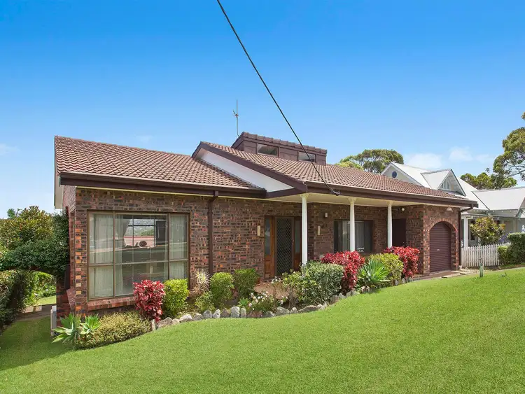 20 Dover Road, Wamberal NSW 2260