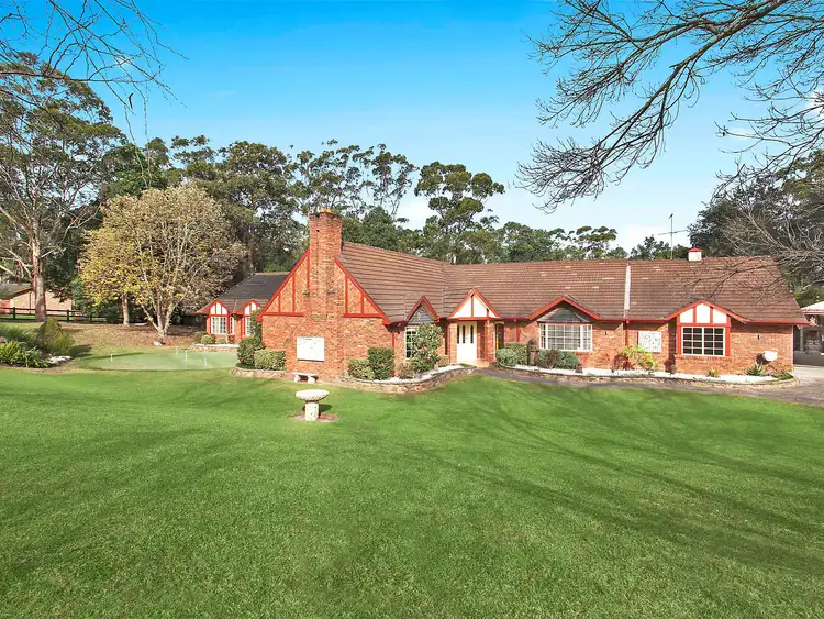 6 Glenroy Place, Middle Dural NSW 2158