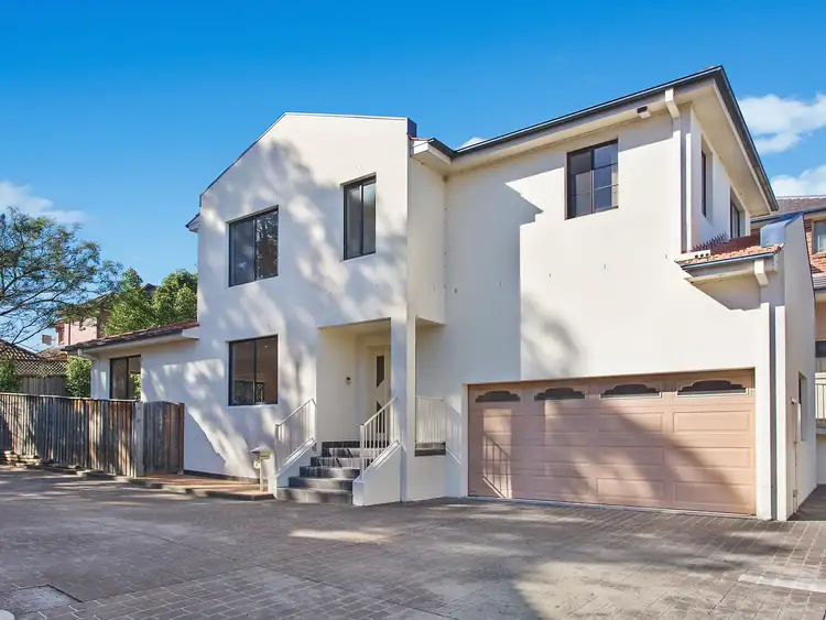 9 Jacqui Circuit, Baulkham Hills NSW 2153