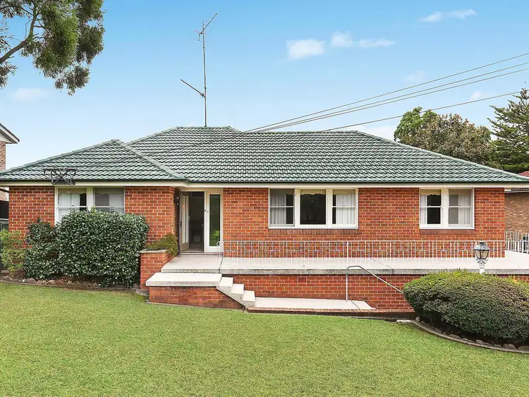 15 Lowanna Avenue, Baulkham Hills NSW 2153