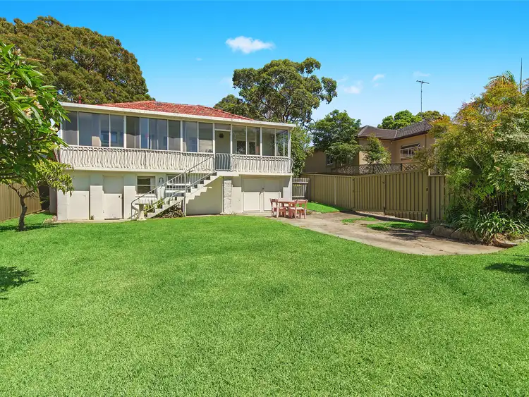 22 Parthenia Street, Dolans Bay NSW 2229