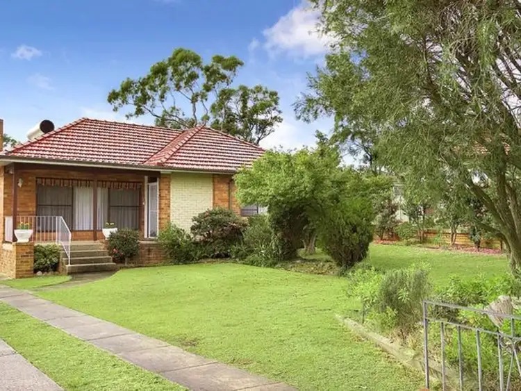 6 Bass Street, Dolans Bay NSW 2229