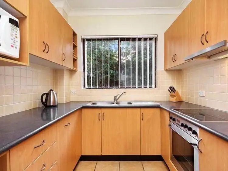 Fourth view of Homely apartment listing, 1/39 Seaview Street, Cronulla NSW 2230