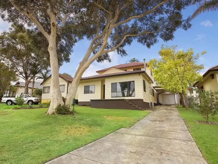 8 Binney Street, Caringbah NSW 2229