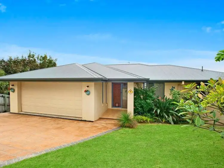 5 Satinash Terrace, Banora Point NSW 2486