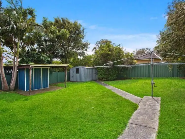 Second view of Homely house listing, 86 Manns Road, Narara NSW 2250