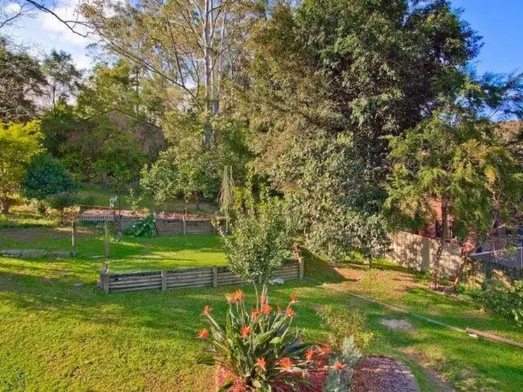 Second view of Homely house listing, 3 Beauty Place, Niagara Park NSW 2250