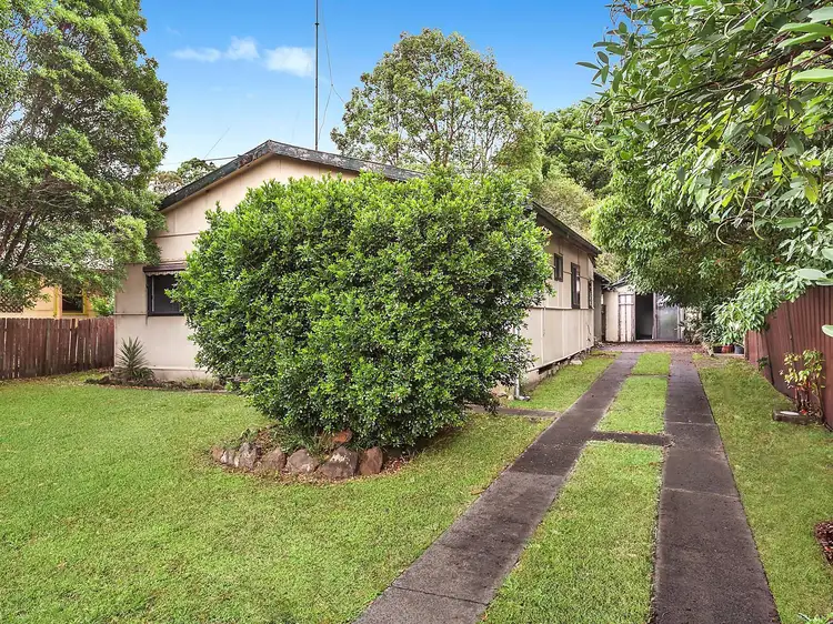 250 Henry Parry Drive, Wyoming NSW 2250