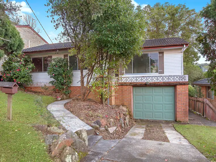 9 Crawford Crescent, Wyoming NSW 2250