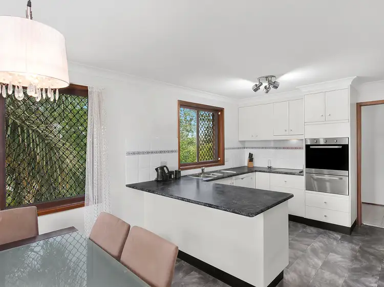 63 Crawford Crescent, Wyoming NSW 2250