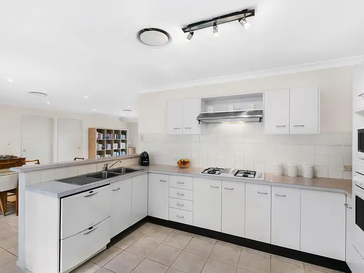 Second view of Homely house listing, 8 O'Donnell Crescent, Lisarow NSW 2250