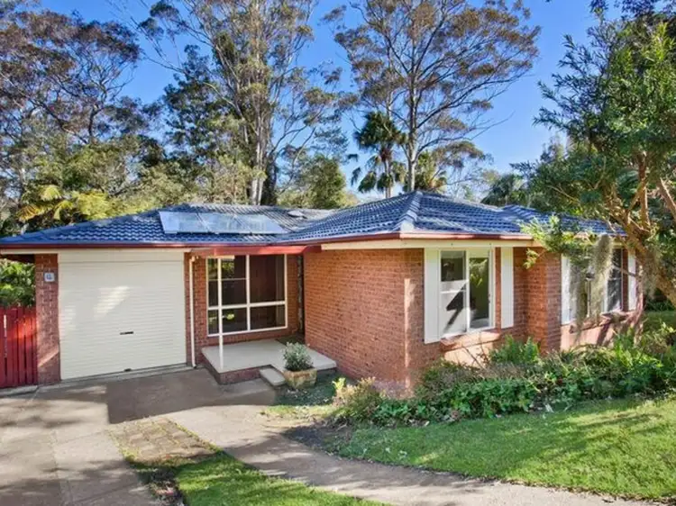 4 Fern Close, Wyoming NSW 2250