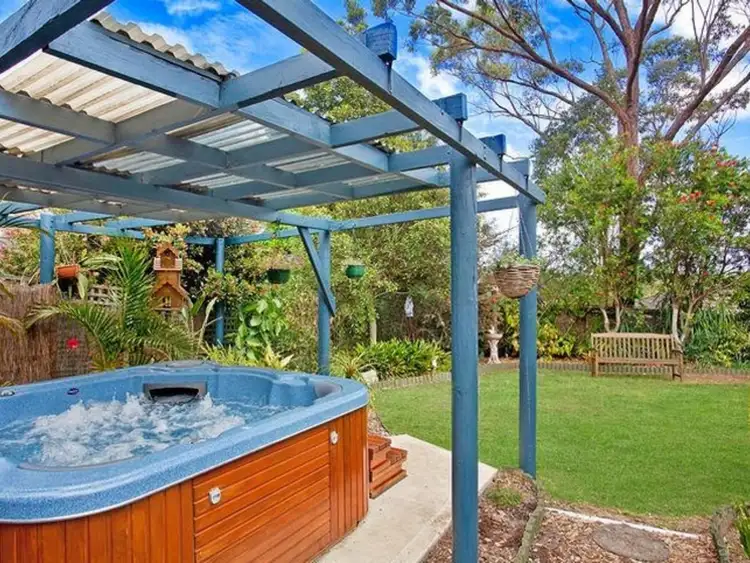 Second view of Homely house listing, 3 Byora Close, Niagara Park NSW 2250