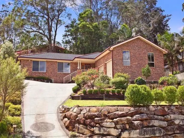 15 Pineridge Close, Lisarow NSW 2250