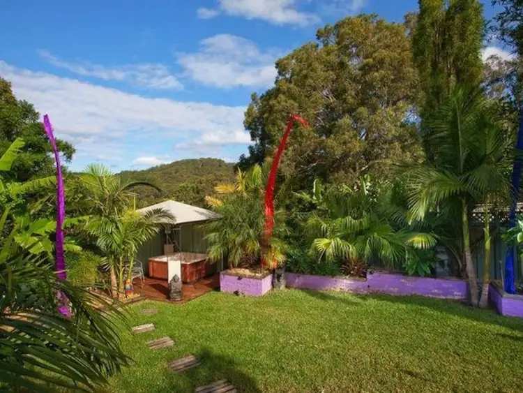 Second view of Homely house listing, 4 Opala Avenue, Wyoming NSW 2250