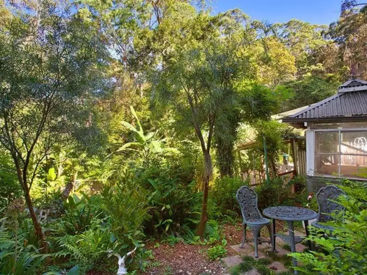 11 Lemon Tree Street, Wyoming NSW 2250