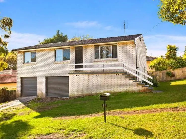 64 Jarrett Street, Wyoming NSW 2250