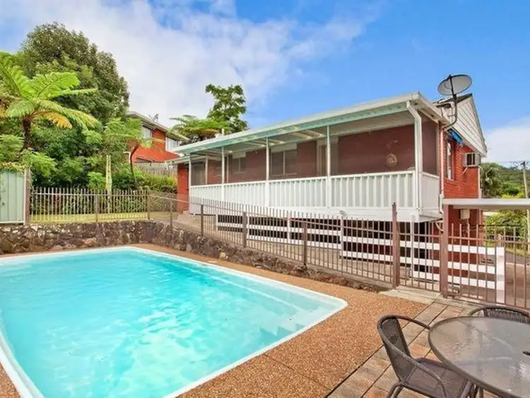 Second view of Homely house listing, 3 Wistaria Street, Wyoming NSW 2250