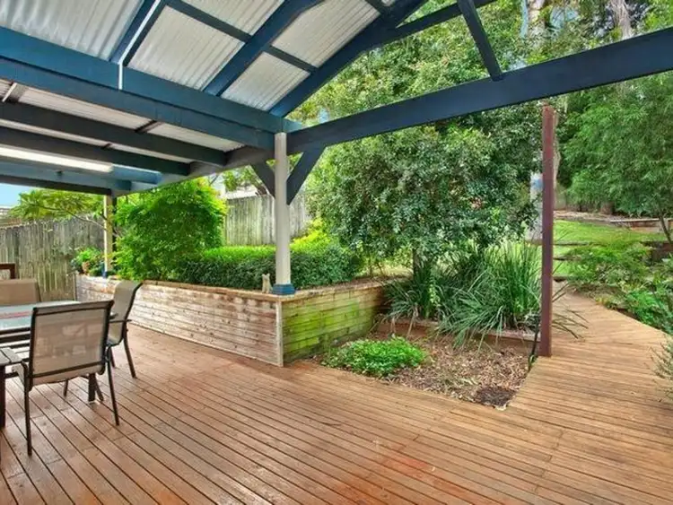 26 Maple Street, Wyoming NSW 2250