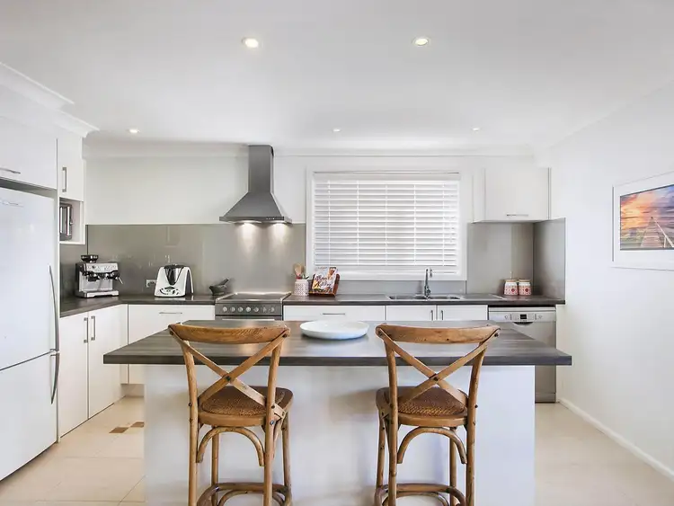 18 Bonnieview Street, Long Jetty NSW 2261